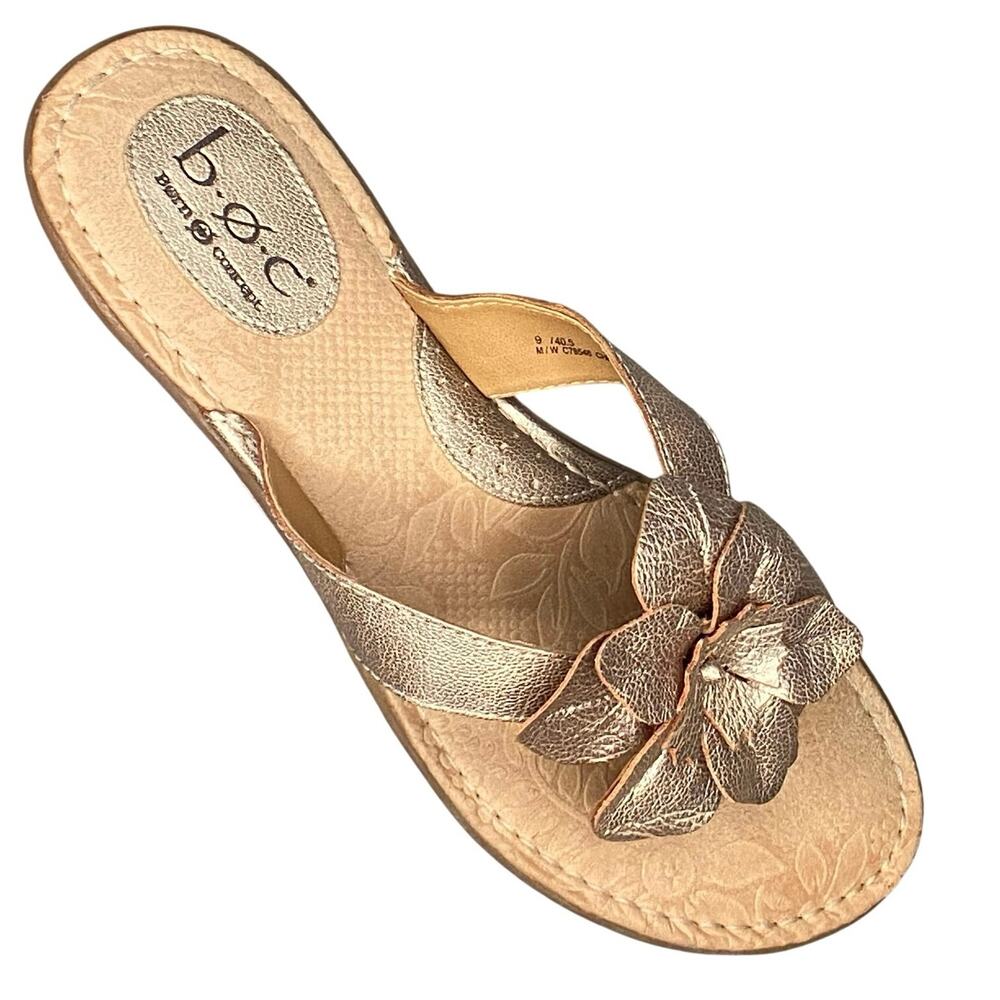 Born Thong Sandals Women Sz 9 Gold Leather Floral Accent